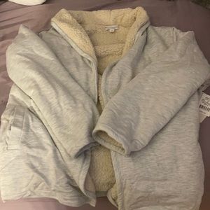 Koolaburra by UGG Cozy Sherpa lined sweatshirt